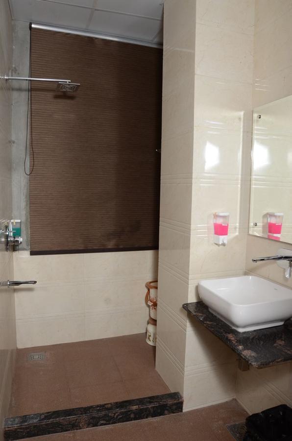 Shivaay Grand Hotel